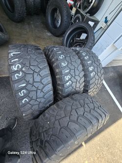 4 Used Tires  Lt35x12.50r17General Grabber $200.00
FIRM PRICE, FIRM PRICE 
PLEASE DON'T ASK FOR DICOUNT
POR FAVOR NO PREGUNTE POR DESCUENTO