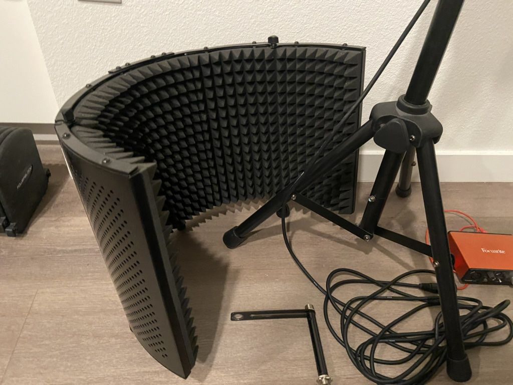 Microphone Isolation Shield