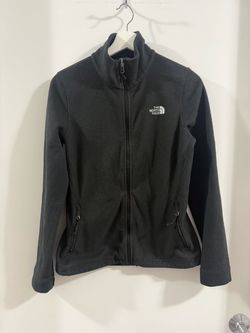 Women’s Northface sweater