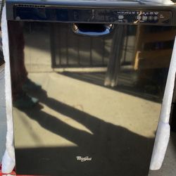 Dishwasher Whirlpool 