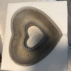 Heart Shape Bowl For Plants 