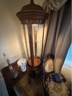 China cabinet with light