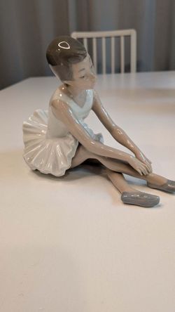 Lladro- Nao porcelain figurine