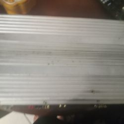 Amplifier  1000 Watts