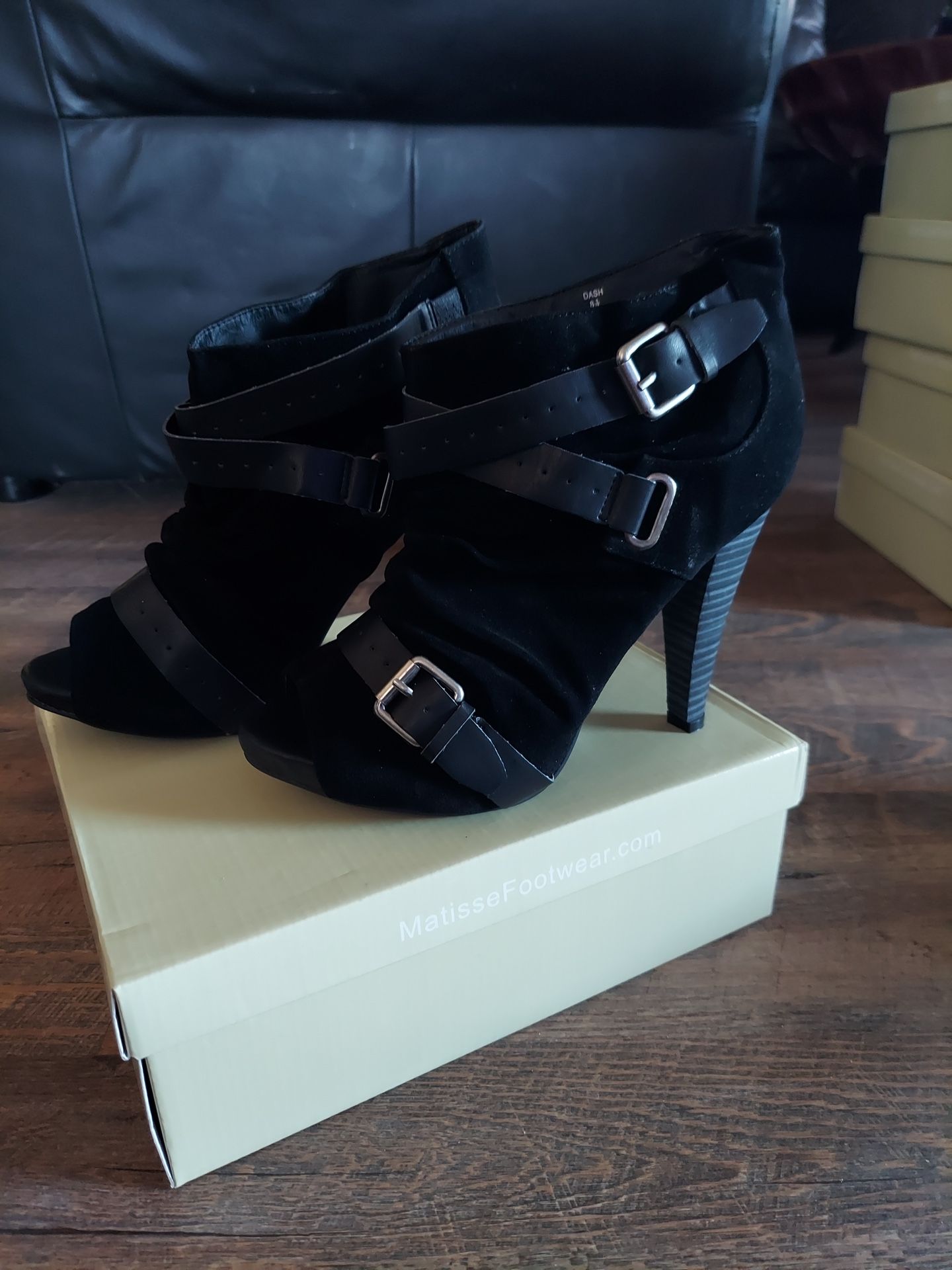 Matisse Dash Peep Toe Booties Women's 8.5