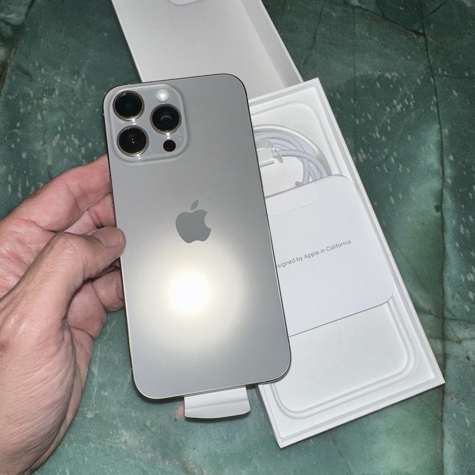 IPHONE 15 Pro MAX 512 GB UNLOCK for Sale in Marina Del Rey, CA 