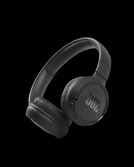 JBL Bluetooth Headphones 