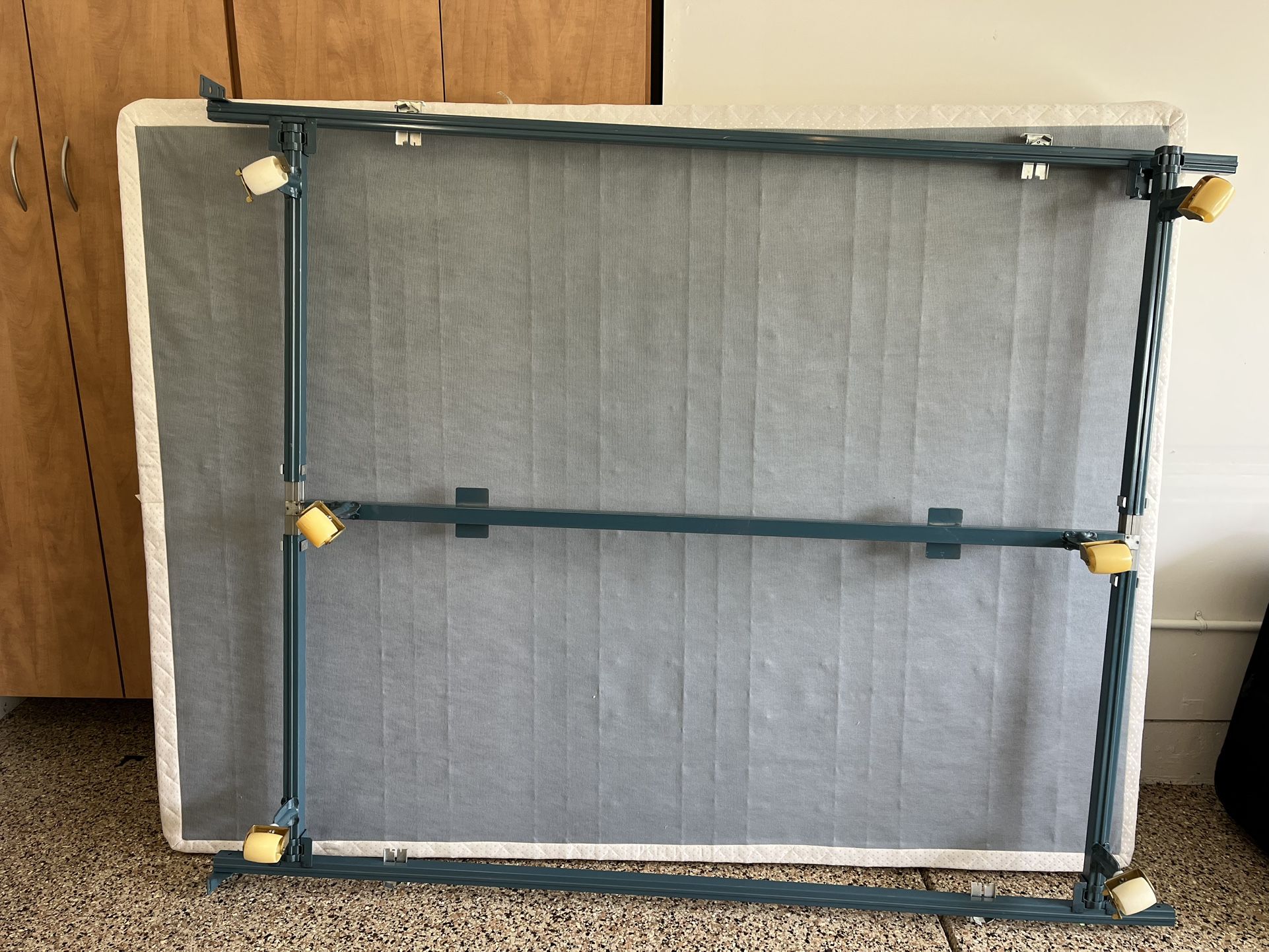 6" Queen Box Spring and Metal Frame