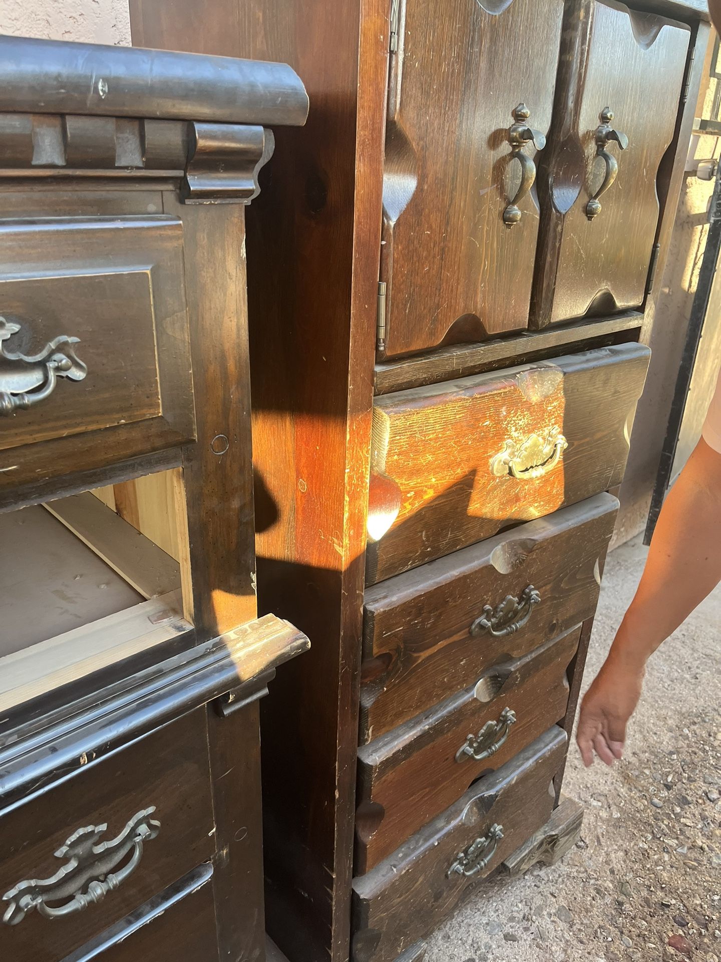 Antique 4 Piece Dresser Set 