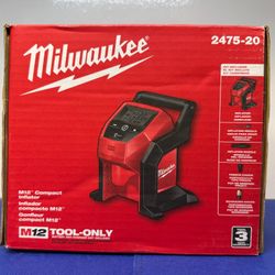 Milwaukee 2475-20 M12 12-Volt Lithium-Ion Cordless Electric Portable Inflator (Tool-Only)
