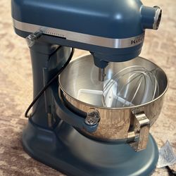 KitchenAid 5.5qt Bowl-Lift Stand Mixer KSM55 Agave