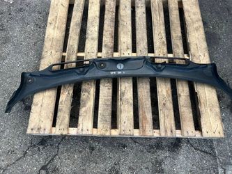 2005-11 BMW 328i Xdrive WINDSHIELD WIPER COWL COVER OEM