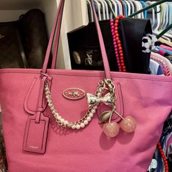 Coach Tote