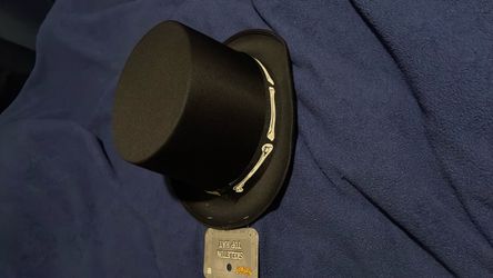 Spirit Halloween Skeleton Top Hat