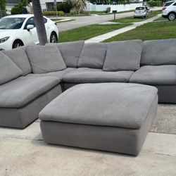 Cloud Sectional Sofa Free Delivery 🛻