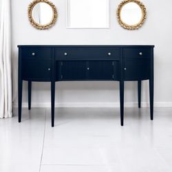 Wooden Buffet/sideboard 