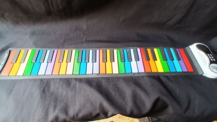 Roll-up rainbow piano
