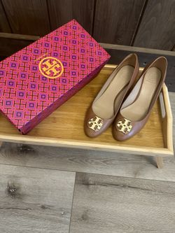 Designer Leather Wedge Pump Size 7.5