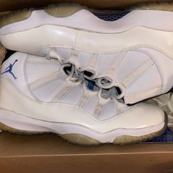 Air Jordan 11 Retro (2001) New  Original Box 