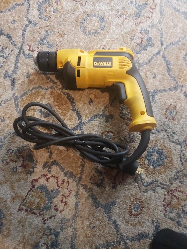 DEWALT 3/8 VSR Pistol Grip