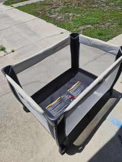 Graco pack n play