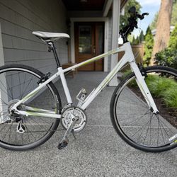 Women’s Bike, Giant Escape W, Lightly Used