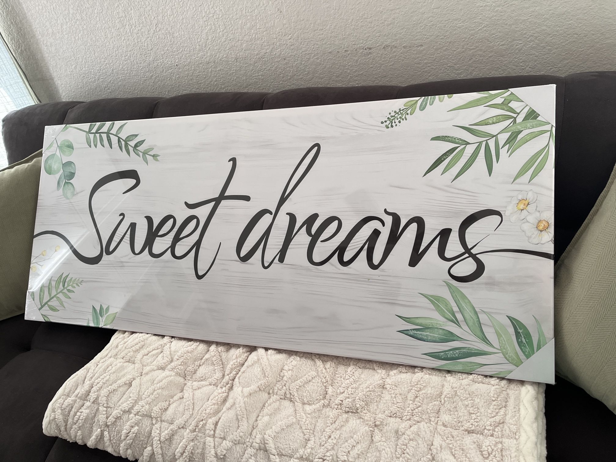 BEDROOM DECOR