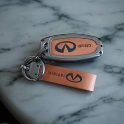 Infiniti Nissan  Remote Key Holder  For Q50 Q60 Q70 QX50 QX60 QX70 G25 EX FX