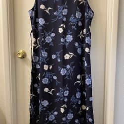 Women’s Blue Floral Dress Size 14