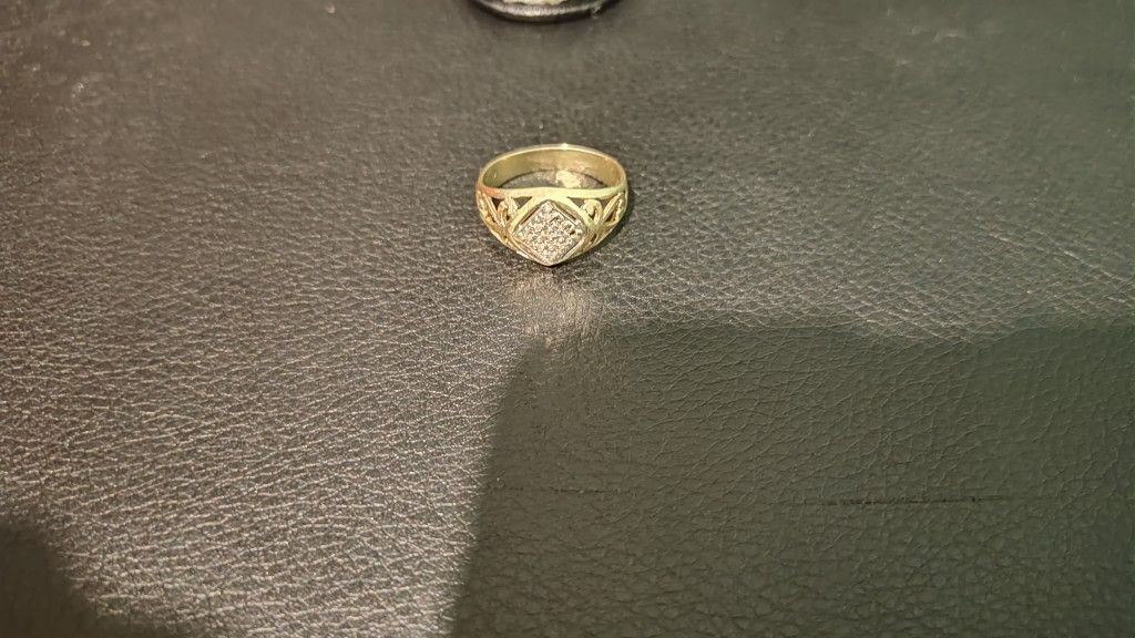 Gold 10k Italian Ring