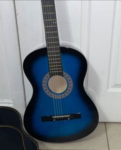 Beautiful Blue Acoustic Guitar + Case – Perfect for Beginners!