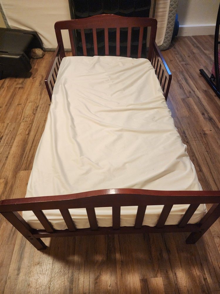 toddler bed frame and mattress