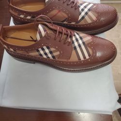 Burberry Men's Shoes (used)