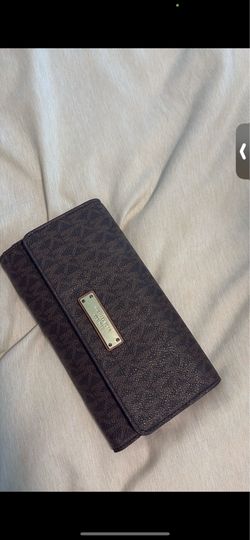MK hand wallet