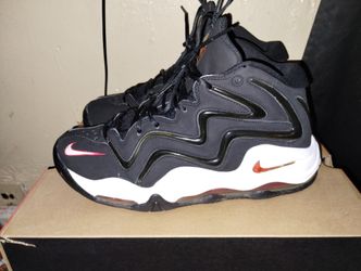 Nike air pippen 1 black varsity red best sale