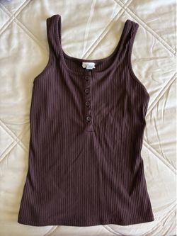 brown target button tank top 🤎
