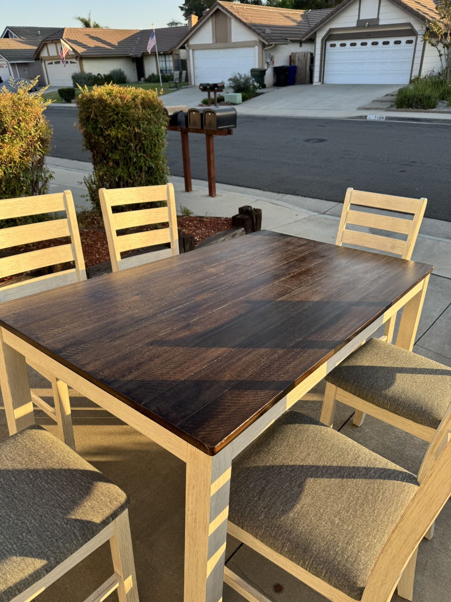 Rustic Dining Table With 6 Chairs