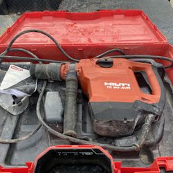Hilti TE 50-AVR Corded Rotary Hammer - Red