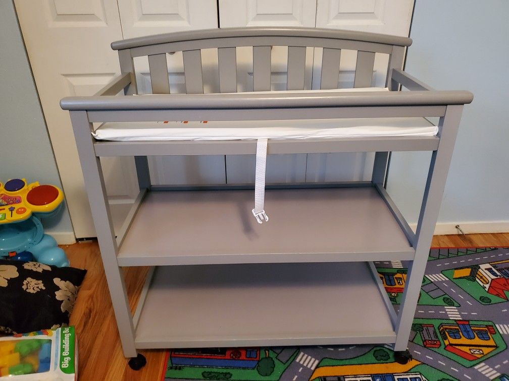 Baby changing table