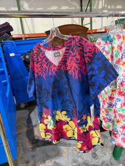 Butter-Soft Originals Tropical Print Scrub Top Size 3X