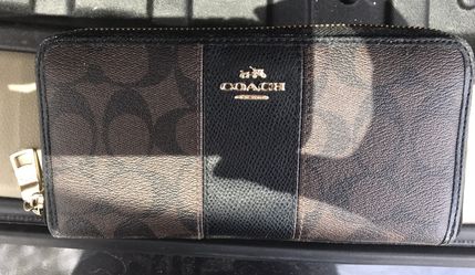 Coach wallet