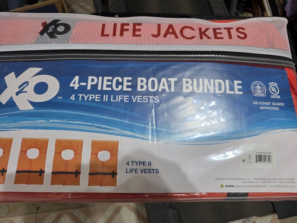 4x Life Jackets