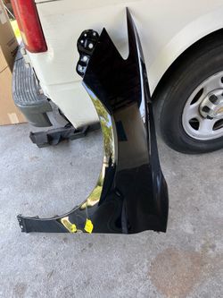 Fender camry left Drivers 2018 Al 2023