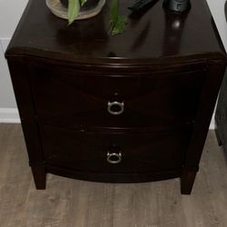 nightstand /end table 