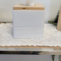 Tissue Box Holder 