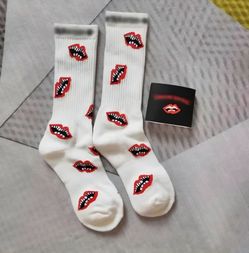 White crome heart socks
