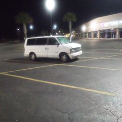 2000 Chevrolet Astro Van