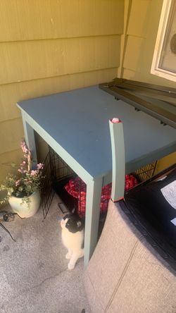 Table chairs