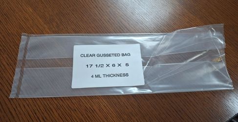 GUSSETTED CLEAR POLY BAGS