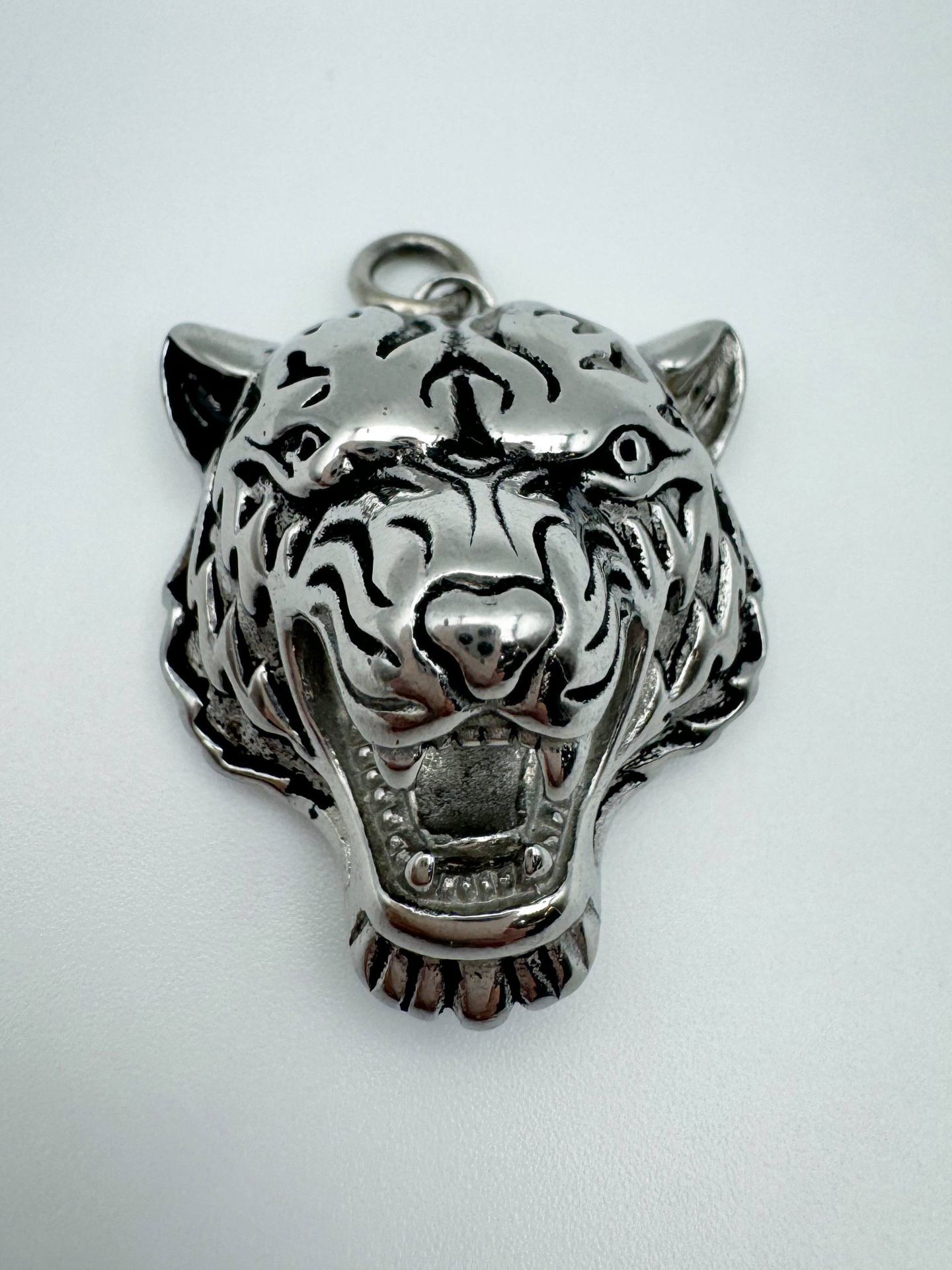 Stainless steel silver tone Tiger head animal pendant charm